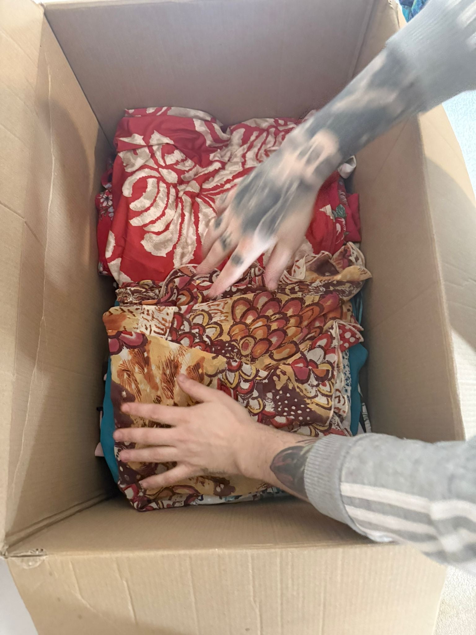 Grade A Preloved Ladies’ Dresses – 10KG
