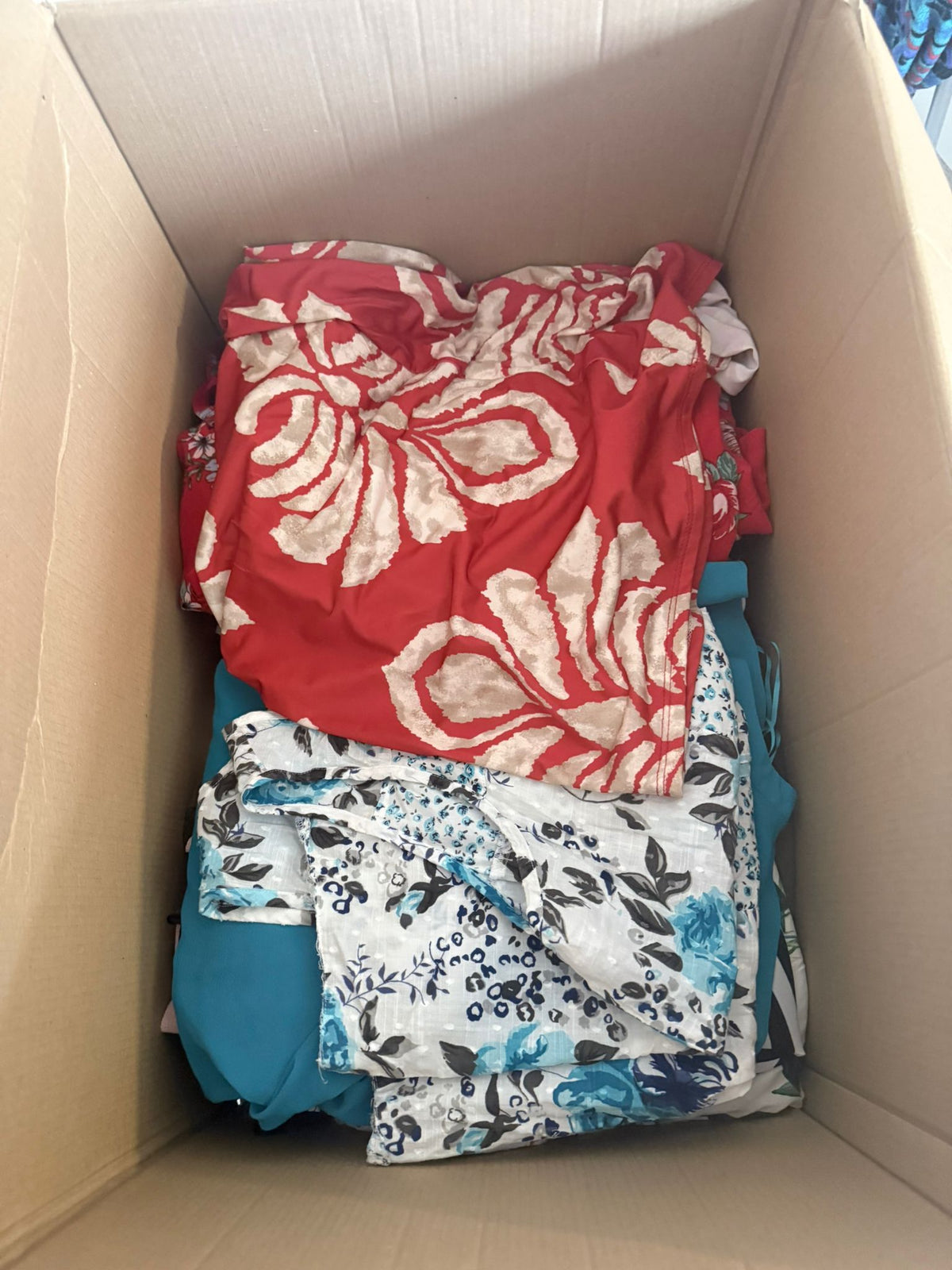 Grade A Preloved Ladies’ Dresses – 10KG